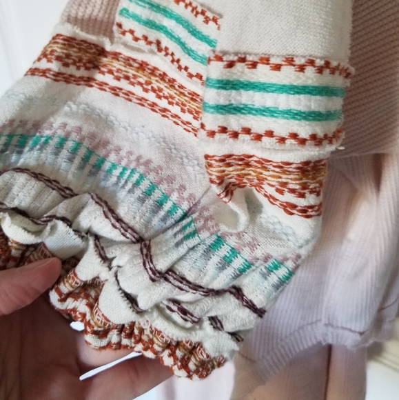 We The Free Thermal V-Neck - Picture 3 of 6